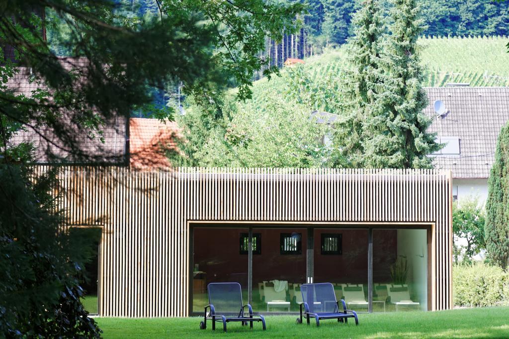 Hotel Hirschen Glottertal Exterior photo
